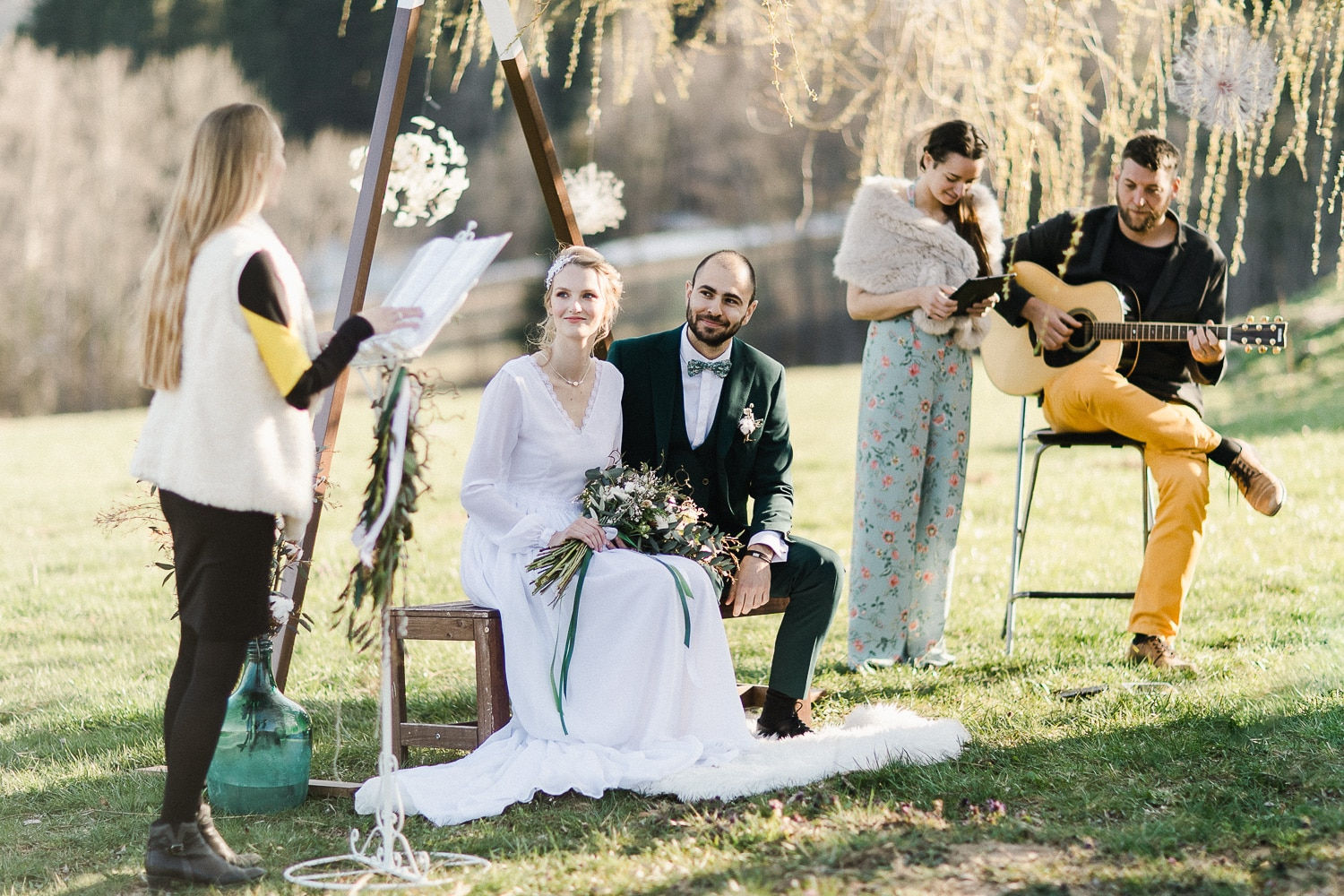 Photo d'un mariage - cérémonie intimiste en Isère - Shiny Music